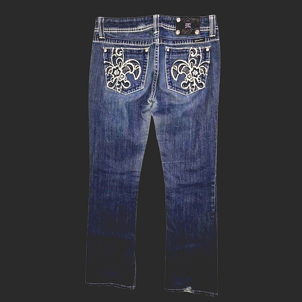 Miss Me BootCut Jeans With Embroidered Back Pockets W31 X L33